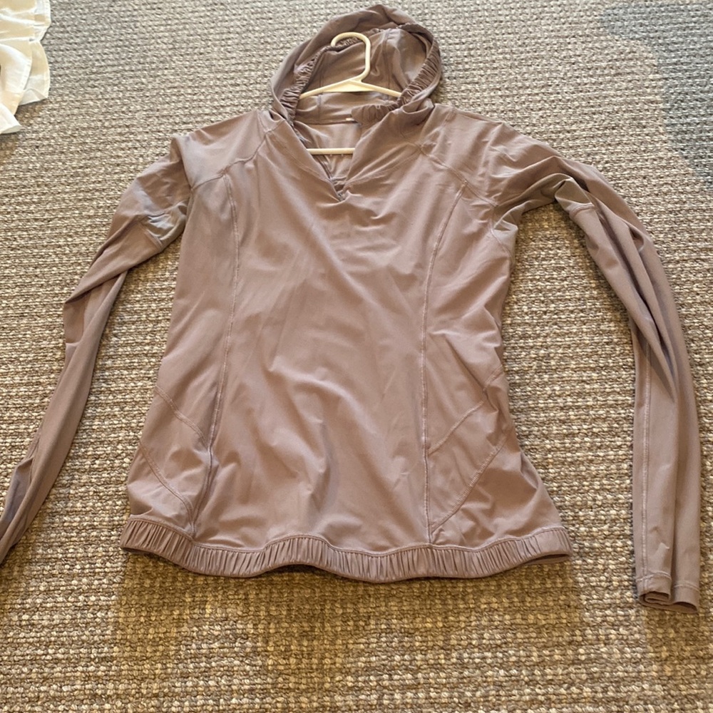 Lululemon size 6